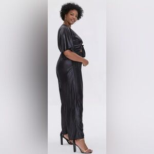 Forever 21+ Plus Black Jumpsuit Knotted Cutout Size 1X New